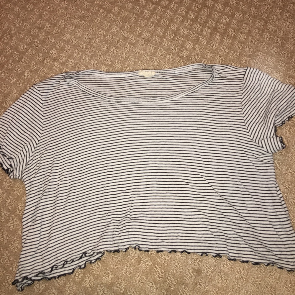 Lettuce cut crop top